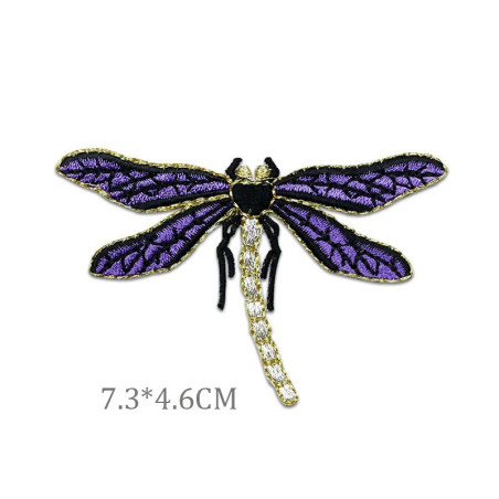 Dimension Patch brodé libéllule avec bord doré - 7.3cm x 4.6cm couleur Violet