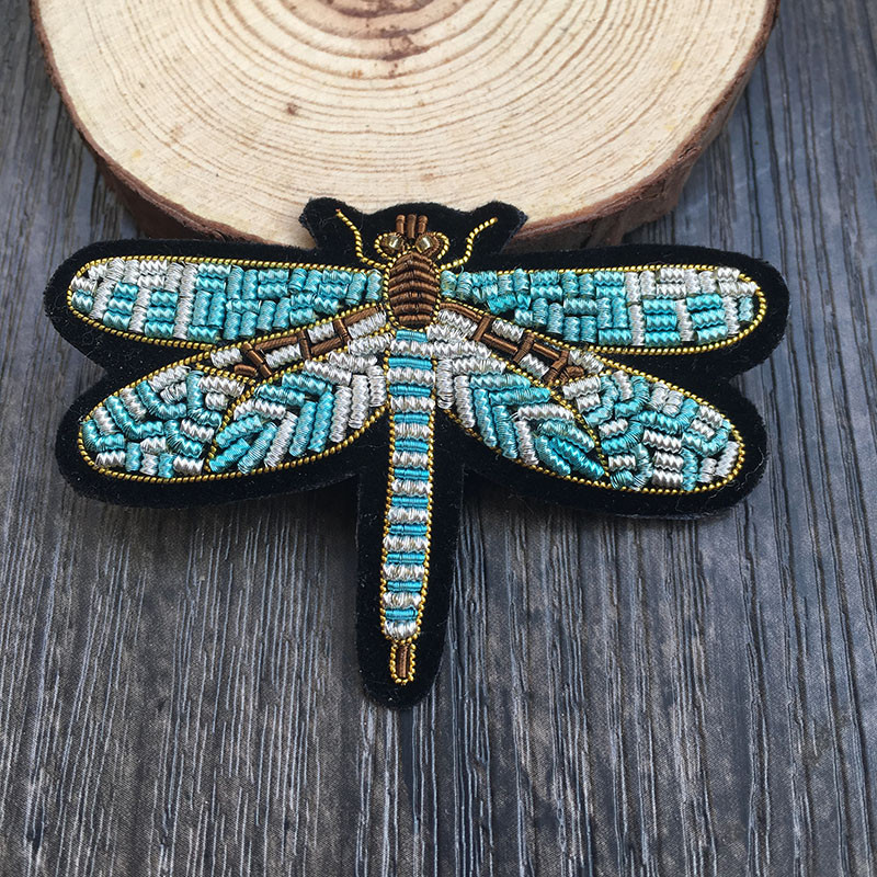 Patch Libéllule brodée avec fils de soie - 7.5cm x 5.5cm - couleur bleu