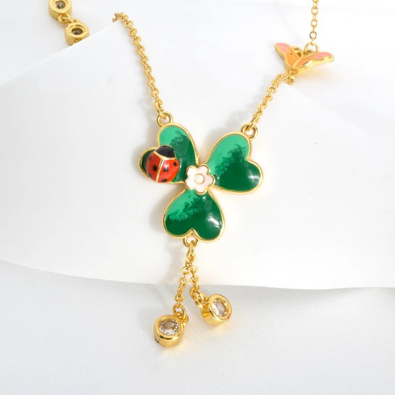 Vue détaillée Collier Coccinelle "Trèfle Porte-Bonheur"