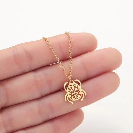 Vue Portée Collier Pendentif Coccinelle "Élégance Naturelle" -3 couleurs au choix