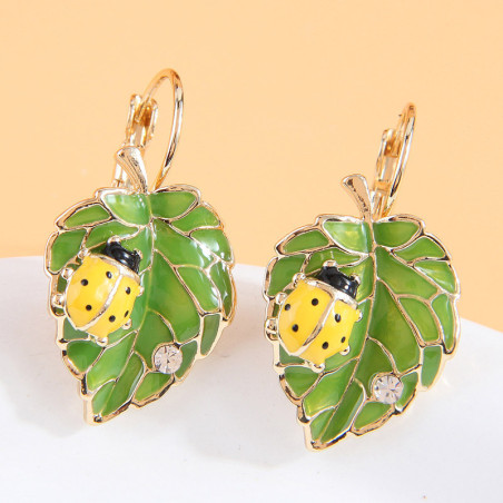 Boucles d'Oreilles Pendantes Coccinelle et Feuille couleur Jaune