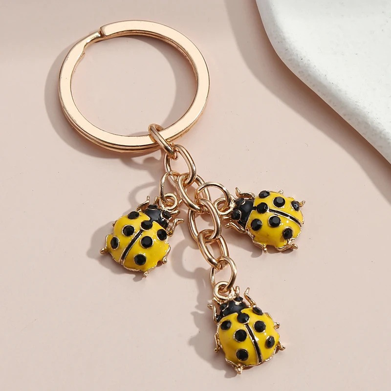 Porte-clés Coccinelle Perles de Rosée Couleur Jaune