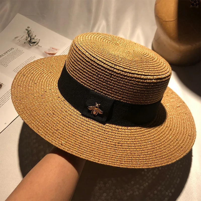 Vue détaillée Chapeau de paille rétro tressé pour femme avec petite abeille - 5 couleurs au choix !