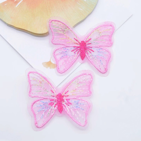Rose Écussons Papillon Aile de Papillon en Maille Brodée