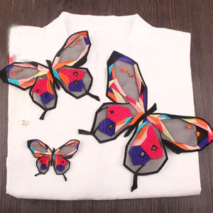 Écussons Papillon à coudre Aile Papillon Multicolore en Dentelle Brodée couleur noir