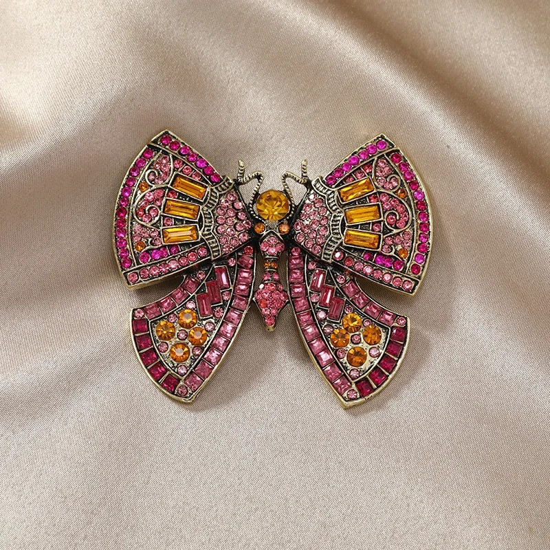 Broche Papillon Rétro Couleur Rose