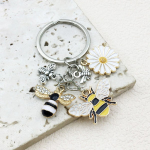 Enchanted Garden Bee Keychain | Cute Nature-Inspired Gift