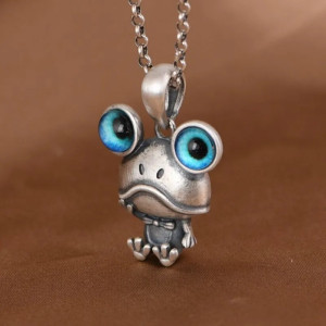 Collier Grenouille Yeux Saphir en Argent 925 | 1001 Abeilles
