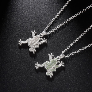 Collier Grenouille Strass Émeraude | Cadeau Amoureux Nature