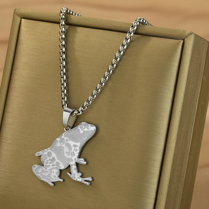 Cute Frog Necklace | Stainless Steel Animal Jewelry Gift