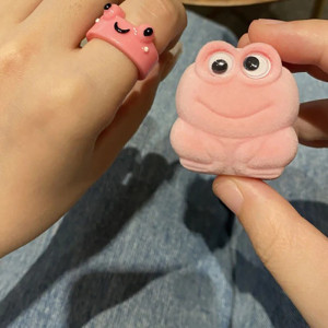 Cute Frog Ring with Velvet Gift Box | Funny Cartoon Jewelry