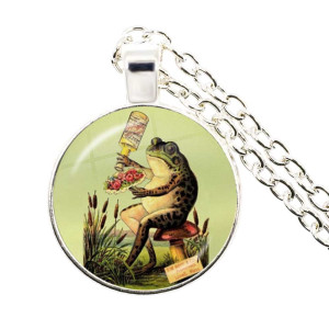Frog Necklace 'Enchanted Marsh Feast' – Unique Vintage Jewelry