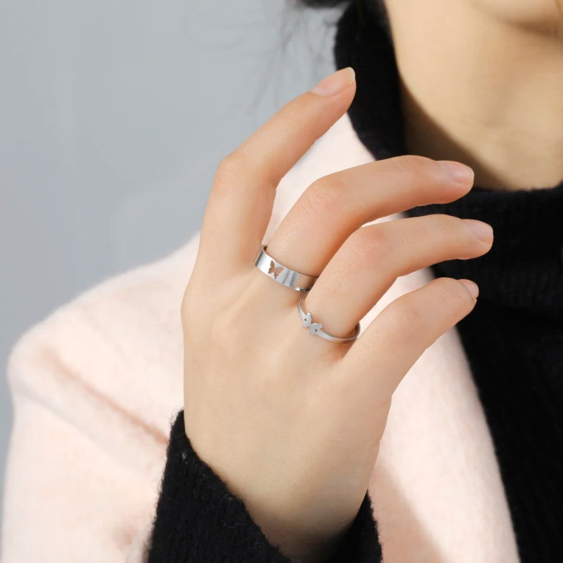 Minimalistischer Schmetterling Ring aus Edelstahl | Filigran & Süß