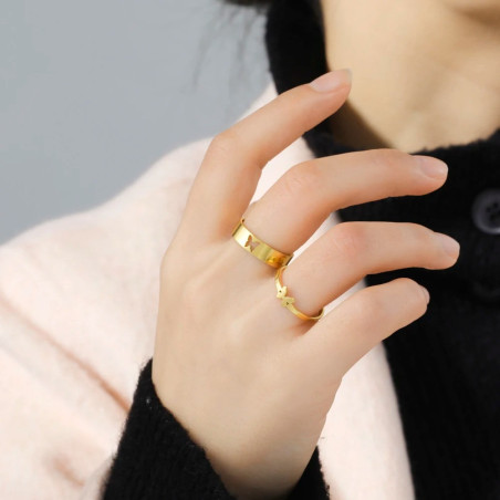 Bague Papillon Minimaliste Élégance Ajourée : Anneau Ajustable Chic