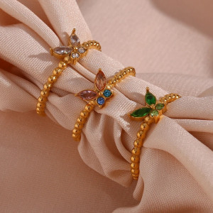 Bague Papillon Dorée Éclat de Couleurs : Élégance Fine & Cristaux Colorés