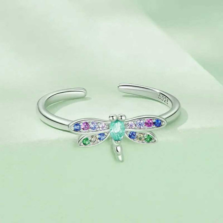 détails de la Bague Libellule Argent 'Arc-en-Ciel Mystique'