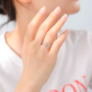 Schmetterling Ring 'Minimalistische Leichtigkeit' - Gold & Silber