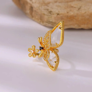 Bague Papillon Dorée & Cristal | Bijou Ajustable pour Femme