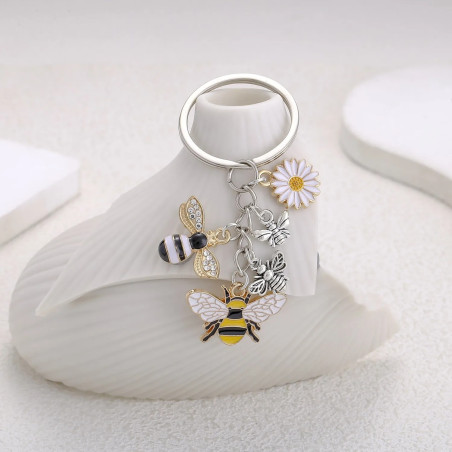 Enchanted Garden Bee Keychain | Cute Nature-Inspired Gift