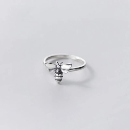 Cute Little Bee Ring in Copper | Elegant Jewelry Gift for Women