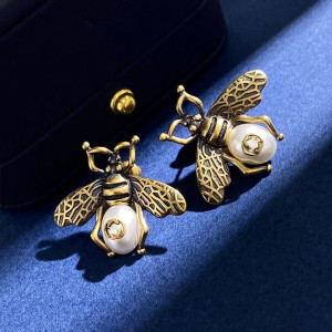 Mangifiques boucles d'oreilles Abeille perle !