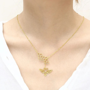 Magnifique collier nid d’abeille est très raffiné !