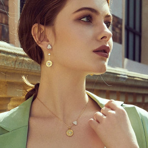 Boucles d'Oreilles Abeille 'Pendule Royal' en Argent Sterling 925