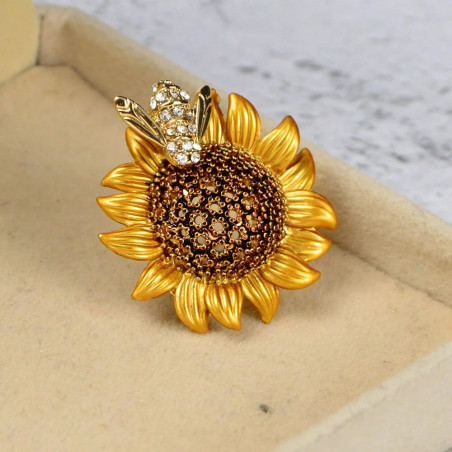 Magnifique Broche abeille butinant un tournesol : 3 couleurs au choix !
