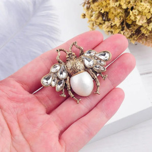 Broche Abeille Impériale Enchantée