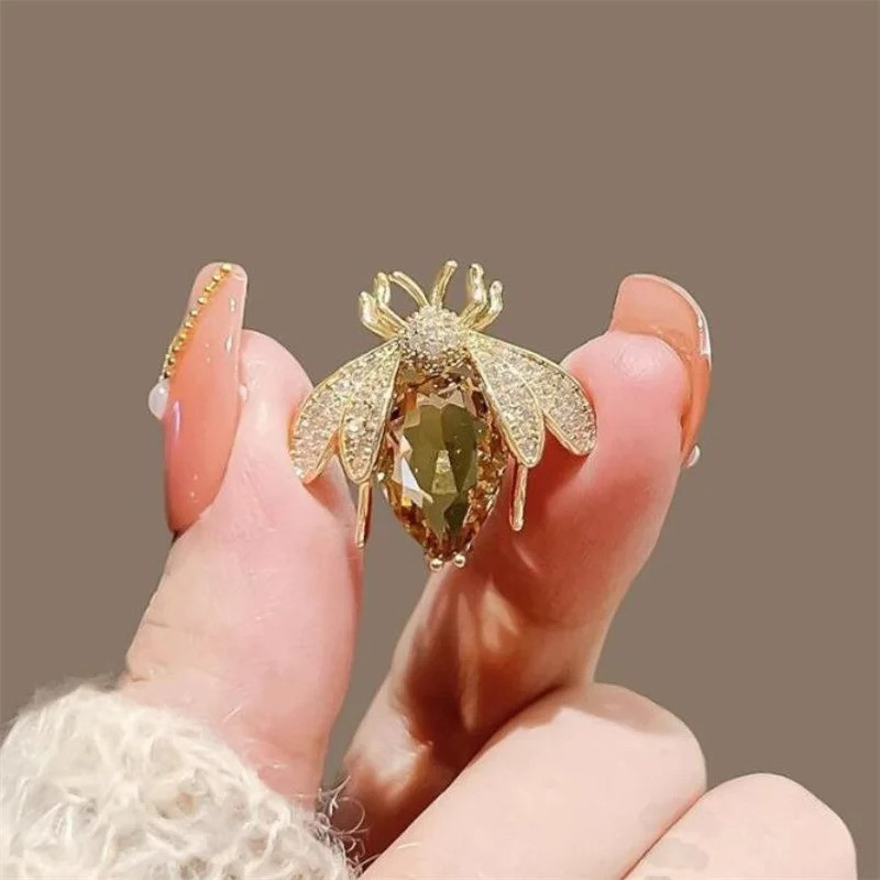 Broche Abeille 'Goutte de Miel'