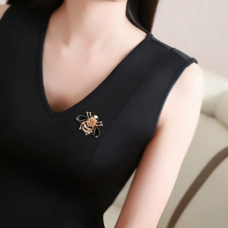 Midnight Chic Bee Brooch - Elegant Black & Gold Bee Pin