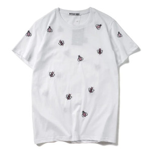 Camiseta Abeja "Destello Adorable" | Minimalista y Elegante