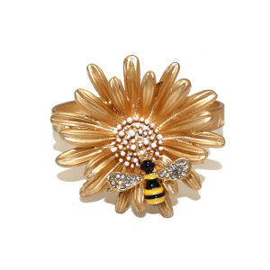 Cute Bee & Flower Napkin Rings | Unique Gift Idea | Set of 4