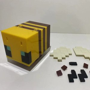 Pixel Bee Night Light | Cute LED Gamer Decor & Geek Gift
