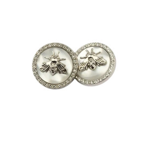 Bottone Ape Eleganza Strass | Accessorio Unico e Raffinato