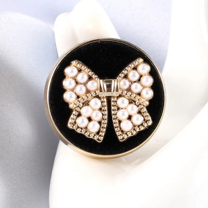 Elegant Pearl Bow Buttons | Chic Gold Sewing Accessory