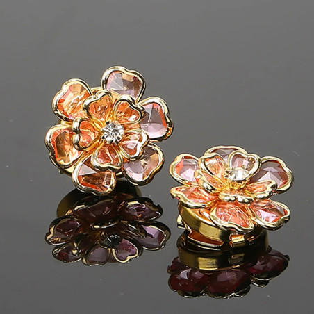 Cubrebotón "Flor de Esplendor" | Accesorio de Moda Original