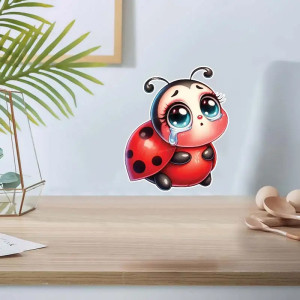 Sticker Coccinelle Mignonne 'Larme de Rosée' - 15, 20 ou 30 cm !