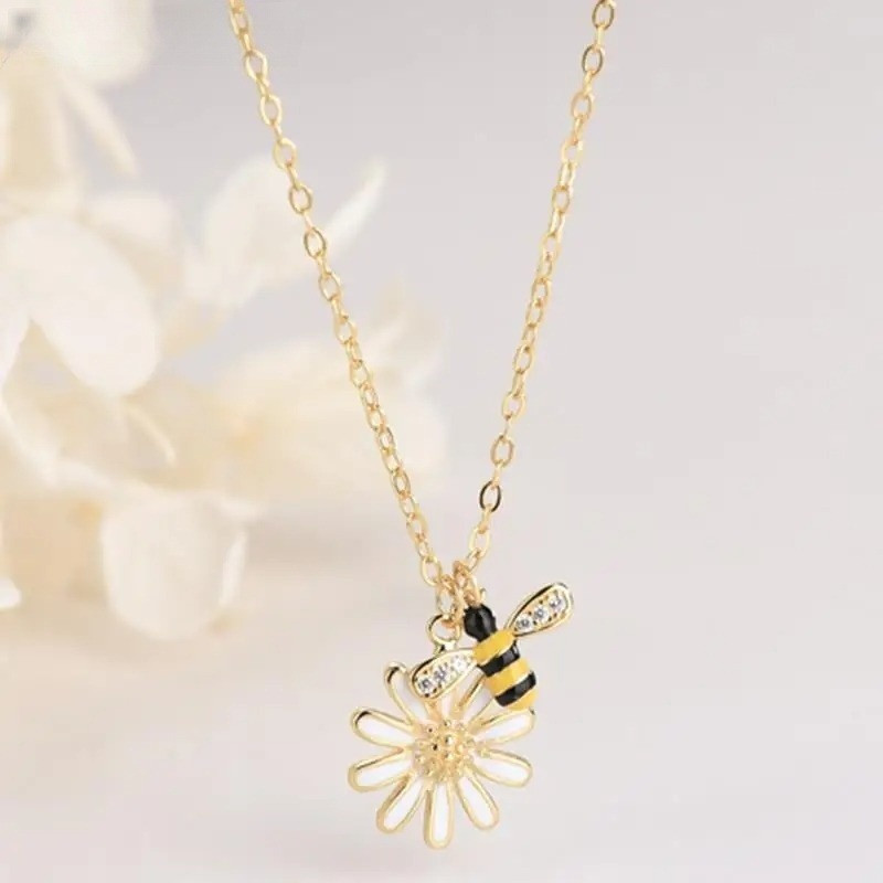 Collier Abeille & Pâquerette Scintillante | Bijou Cadeau Idéal