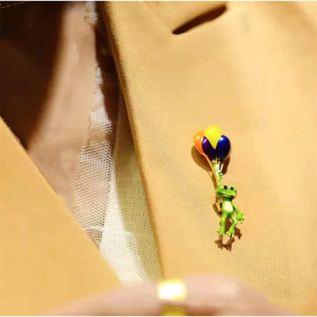 Pin's Mignon Grenouille Ballon | Bijou Fantaisie Cadeau Unique
