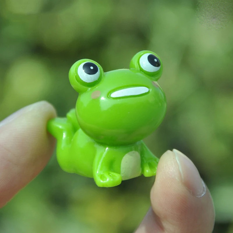 Cute Mini Frog Figurines | Unique Resin Decor Gift Idea