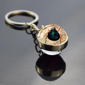 Porte-Clé Scarabée 'Mystic Explorer' | Cadeau Vintage Unique