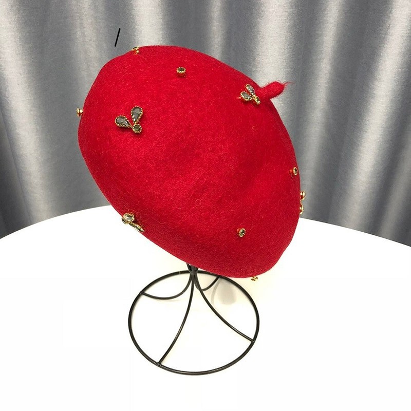 Béret en laine pour femme avec abeille cristal rouge