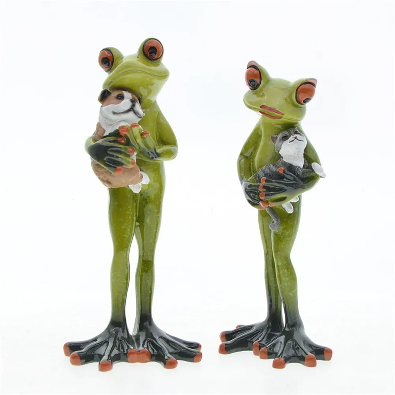 Figurine Grenouille Câlinant Chat & Chien | Déco Animaux