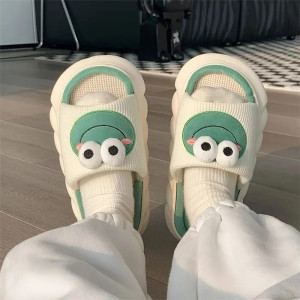 Chaussons Grenouille Mignons – Pantoufles 3D Douillettes