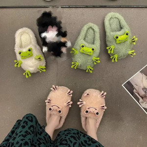 Chaussons Grenouille Peluche 3D Douillets | 1001 Abeilles