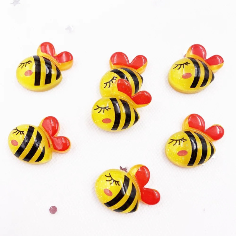 Lot de 20 Figurines Décoratives Abeille "Rêveuse"