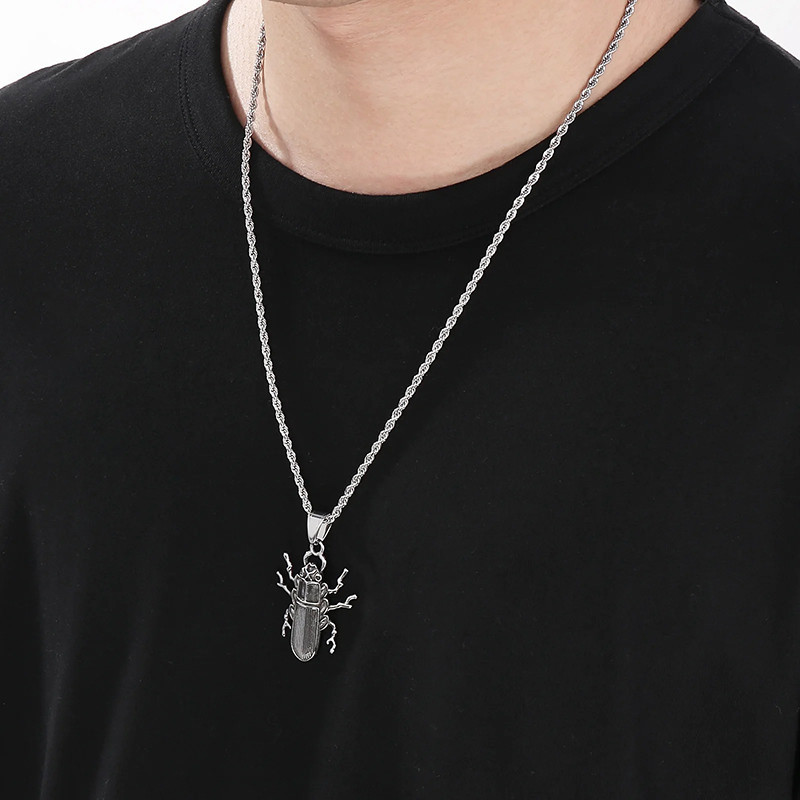 Collier Scarabée Argent Brut | Bijou Symbolique & Moderne