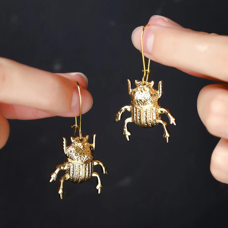 Boucles d'Oreilles Scarabée Doré | Bijou Symbolique & Cadeau
