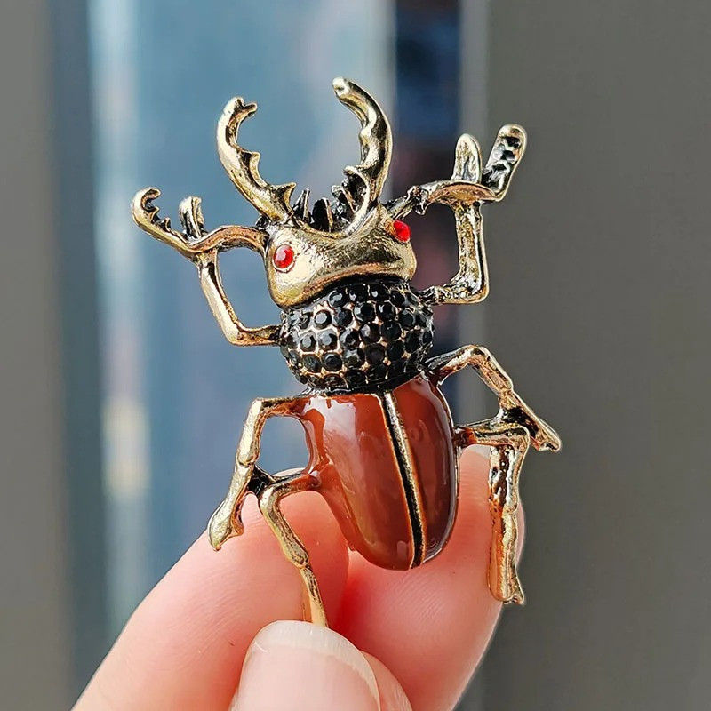 Broche Scarabée Châtaigne | Bijou Insecte Vintage Unique